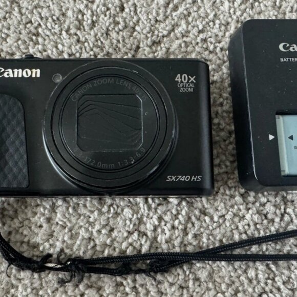 Canon PowerShot SX740 HS Digital Camera – 20.3 Megapixels, Black - Picture 1 of 8